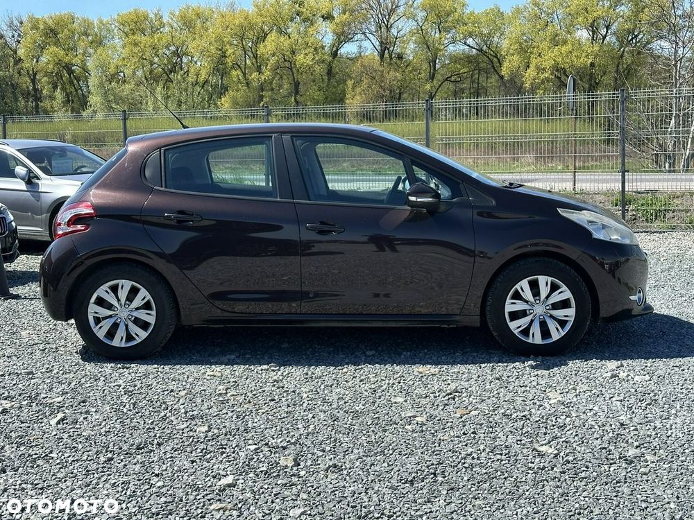 Peugeot 208 1.2 PureTech Active - 10