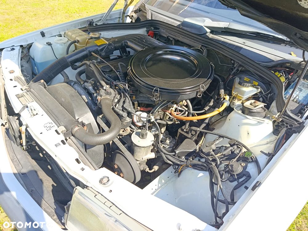 Mercedes-Benz W201 (190) - 16