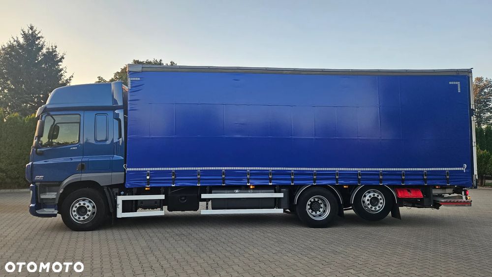 DAF CF 370 / Space Cab / Winda / 8,5 M - 9