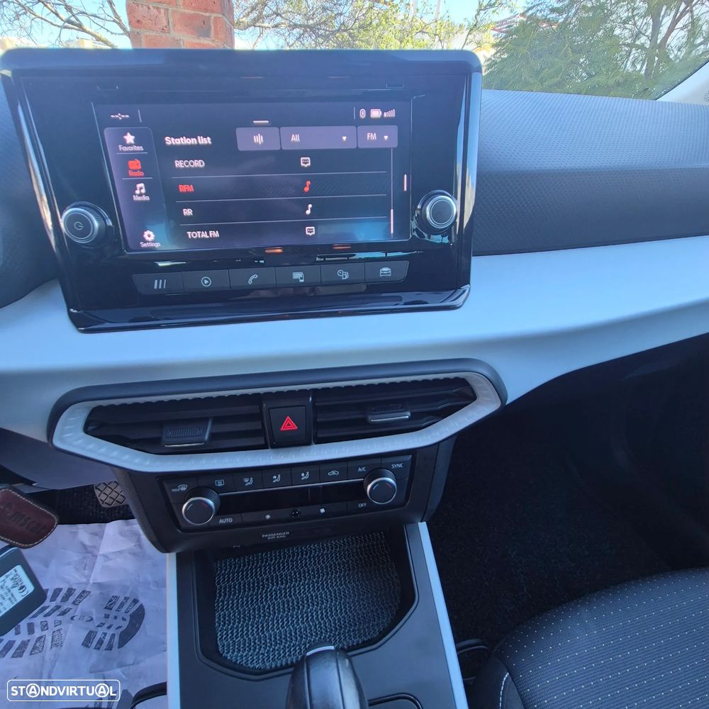 SEAT Arona 1.0 TSI Wave Plus DSG - 13