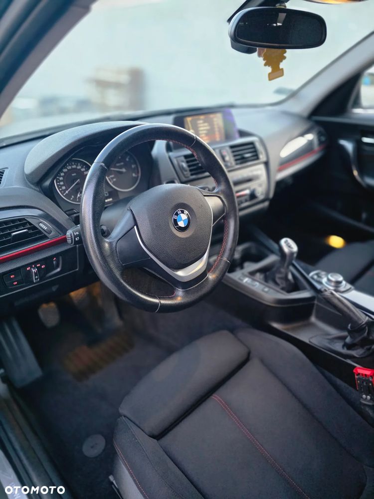BMW Seria 1 116d Sport Line - 15