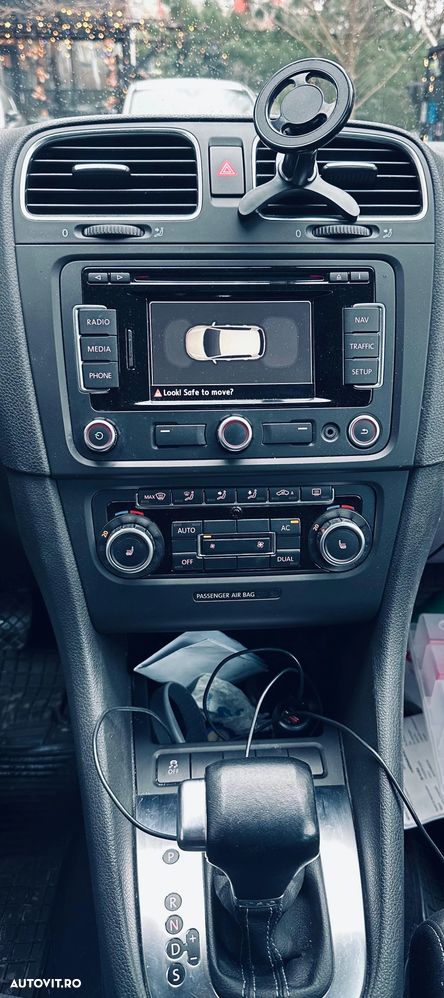 Volkswagen Golf 1.6 TDI DPF DSG Exclusive - 4