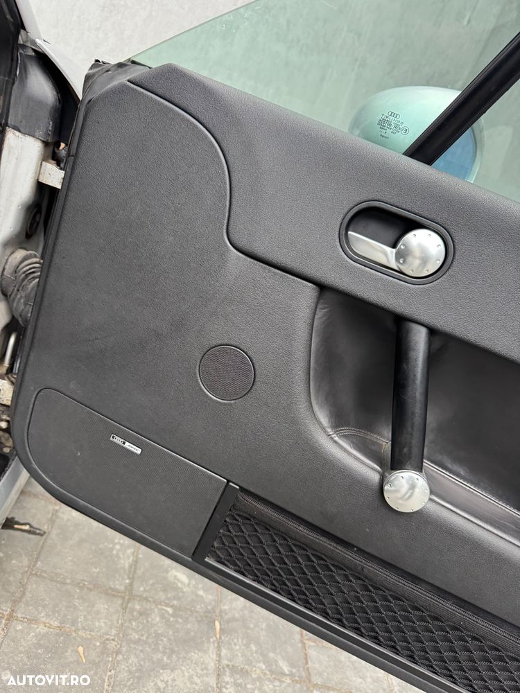 Audi TT Roadster 1.8 T quattro - 14