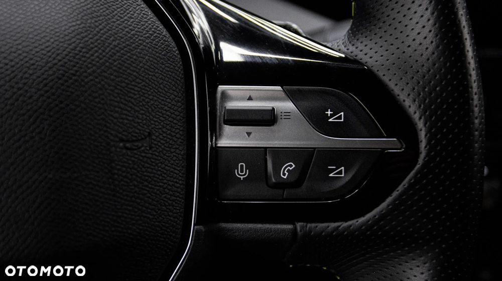 Peugeot 308 1.6 Hybrid PHEV GT EAT8 - 22