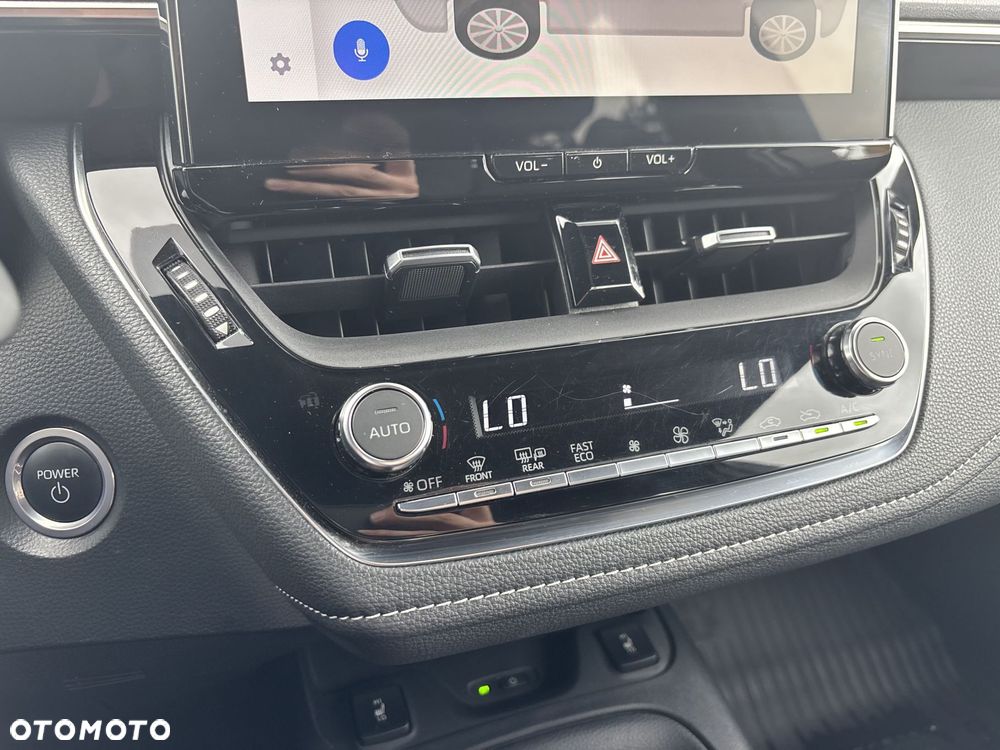 Toyota Corolla - 27