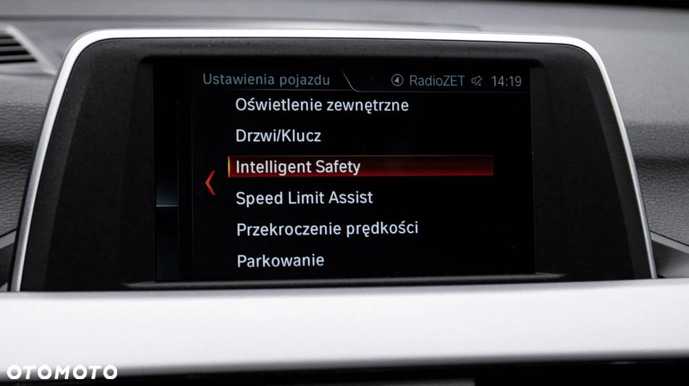 BMW X1 sDrive18i - 25