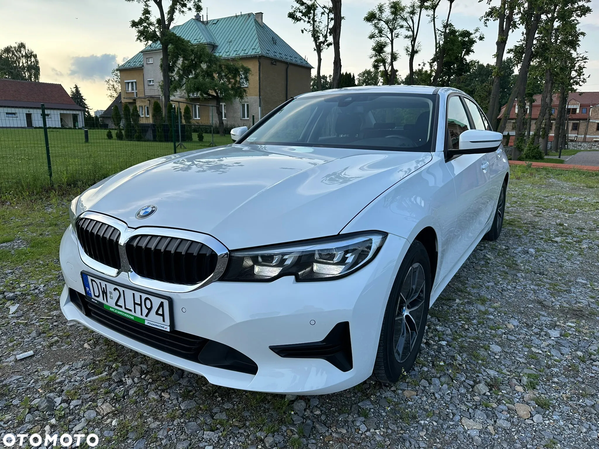 BMW Seria 3 318i Business Edition - 4