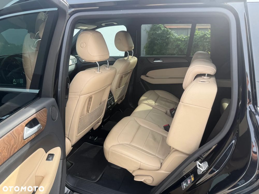 Mercedes-Benz GLS 350 d 4-Matic - 12