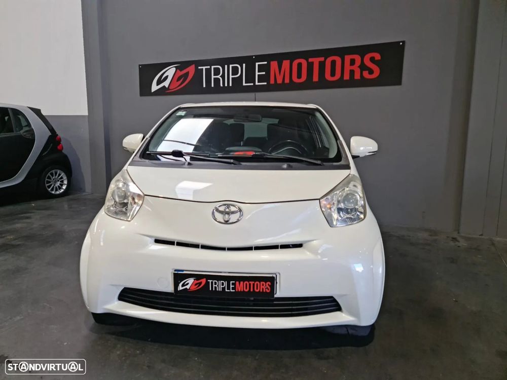 Toyota iQ 1.4 D-4D - 25