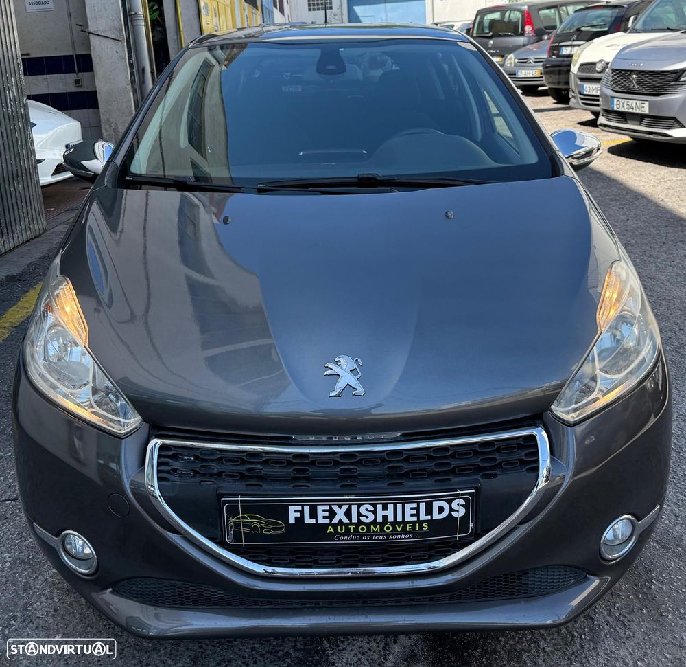 Peugeot 208 1.2 VTi Allure - 5