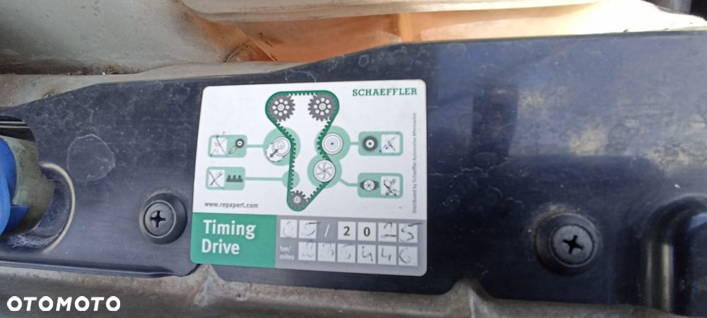 Ford Focus 1.6 TDCi DPF Ambiente - 8