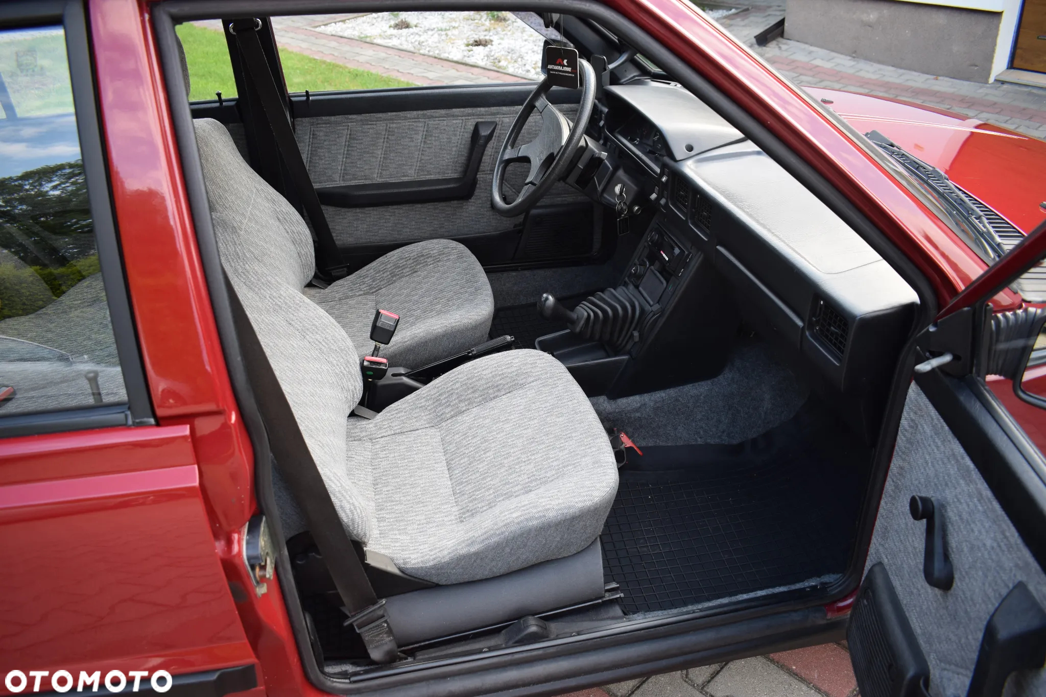 Polonez Atu - 12
