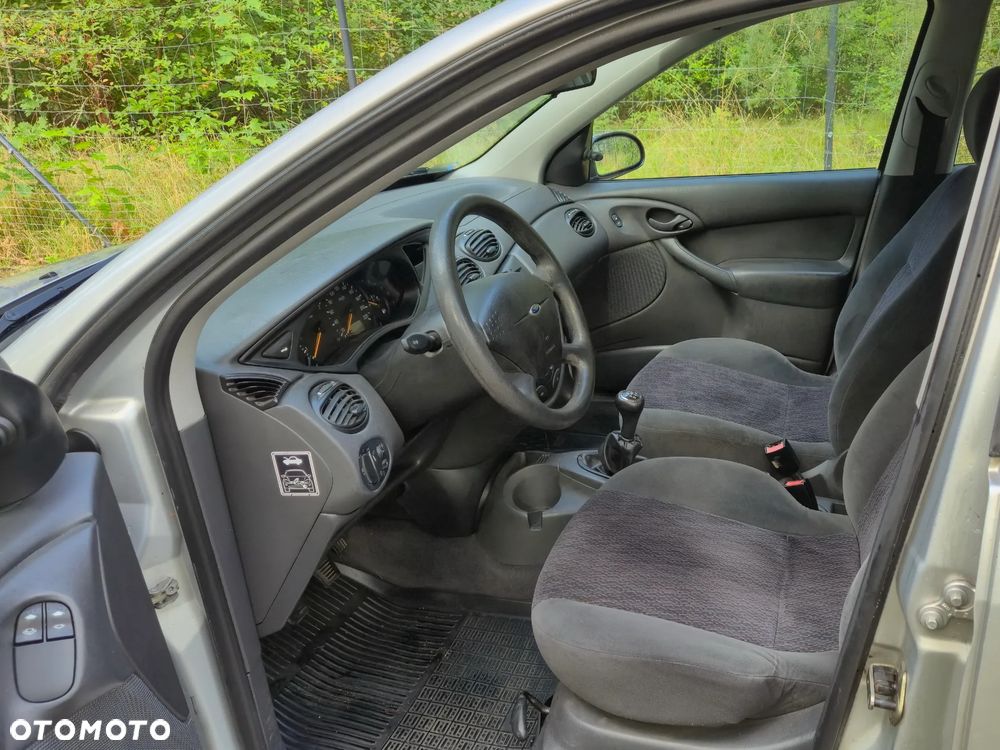Ford Focus - 7