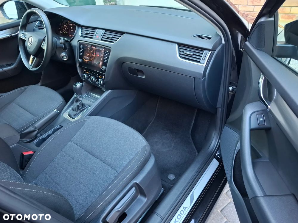 Skoda Octavia 2.0 TDI DSG Soleil - 12
