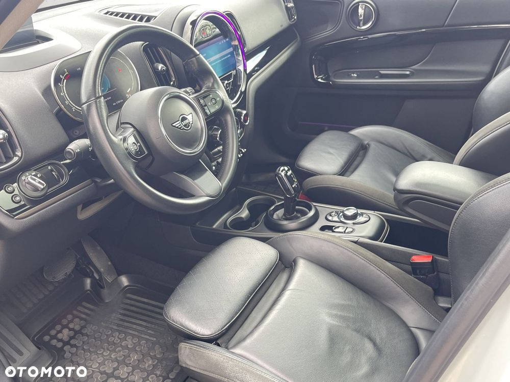 MINI Countryman Cooper Classic Trim - 15