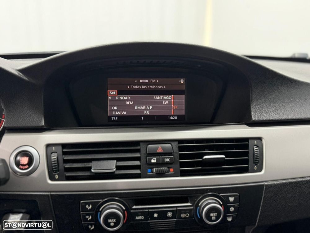 BMW 320 d Navigation - 10
