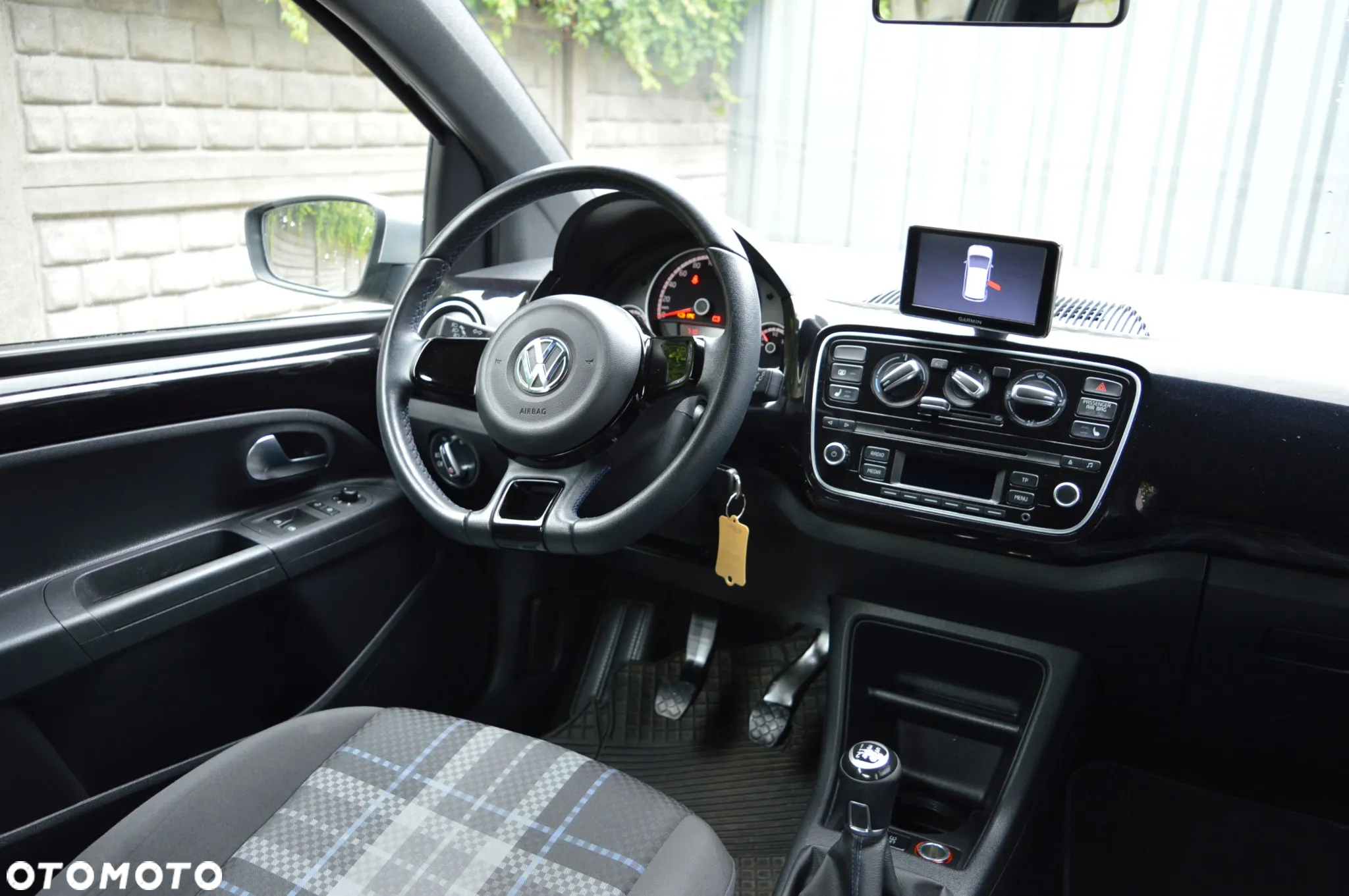 Volkswagen up! club - 16