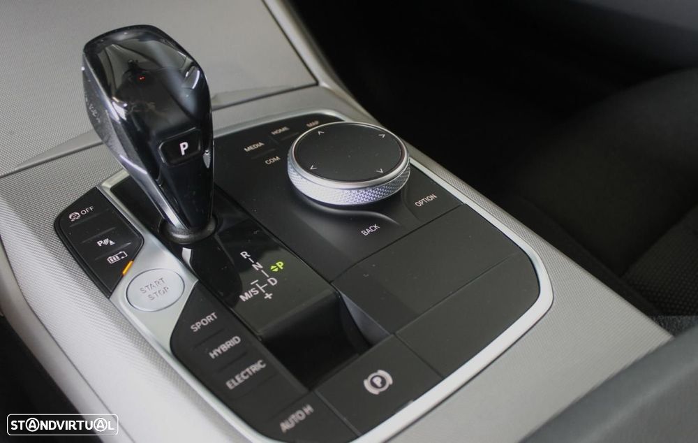 BMW 330 e Corporate Edition Auto - 39