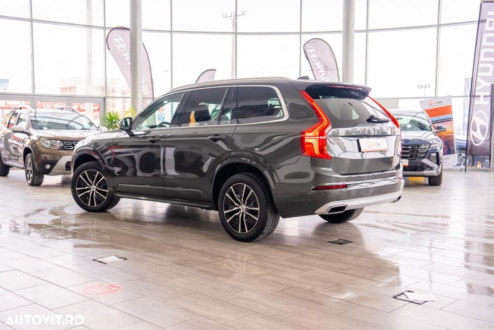 Volvo XC 90 B5 D AWD Geartronic Momentum Pro - 11