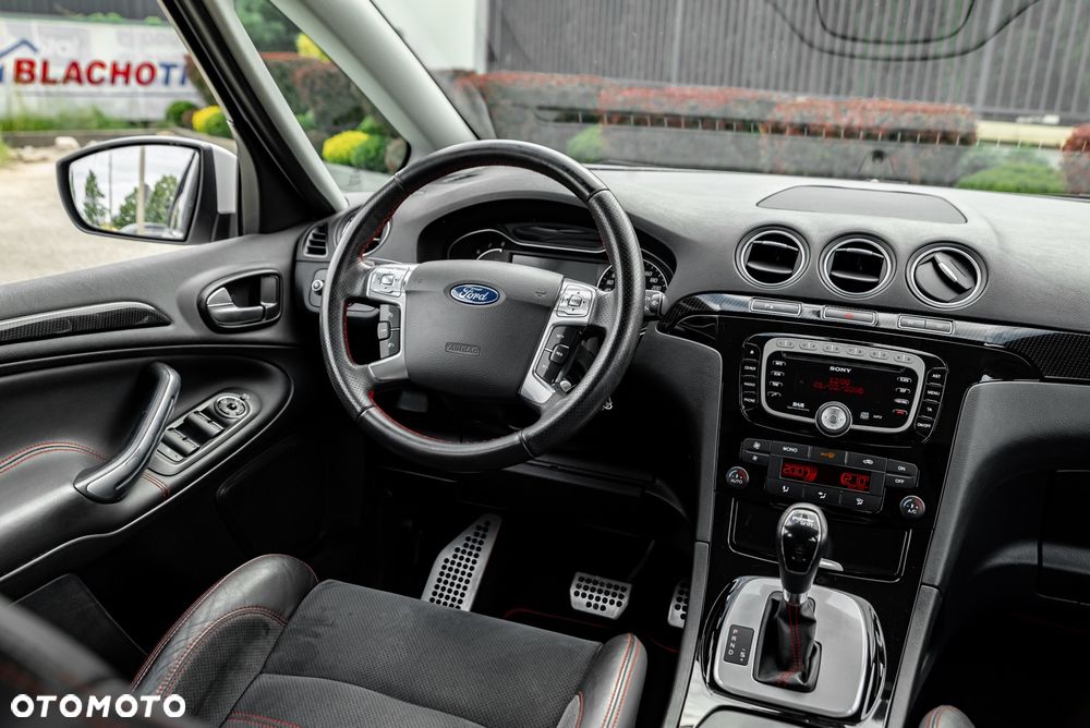 Ford S-Max 2.0 EcoBoost Titanium - 25