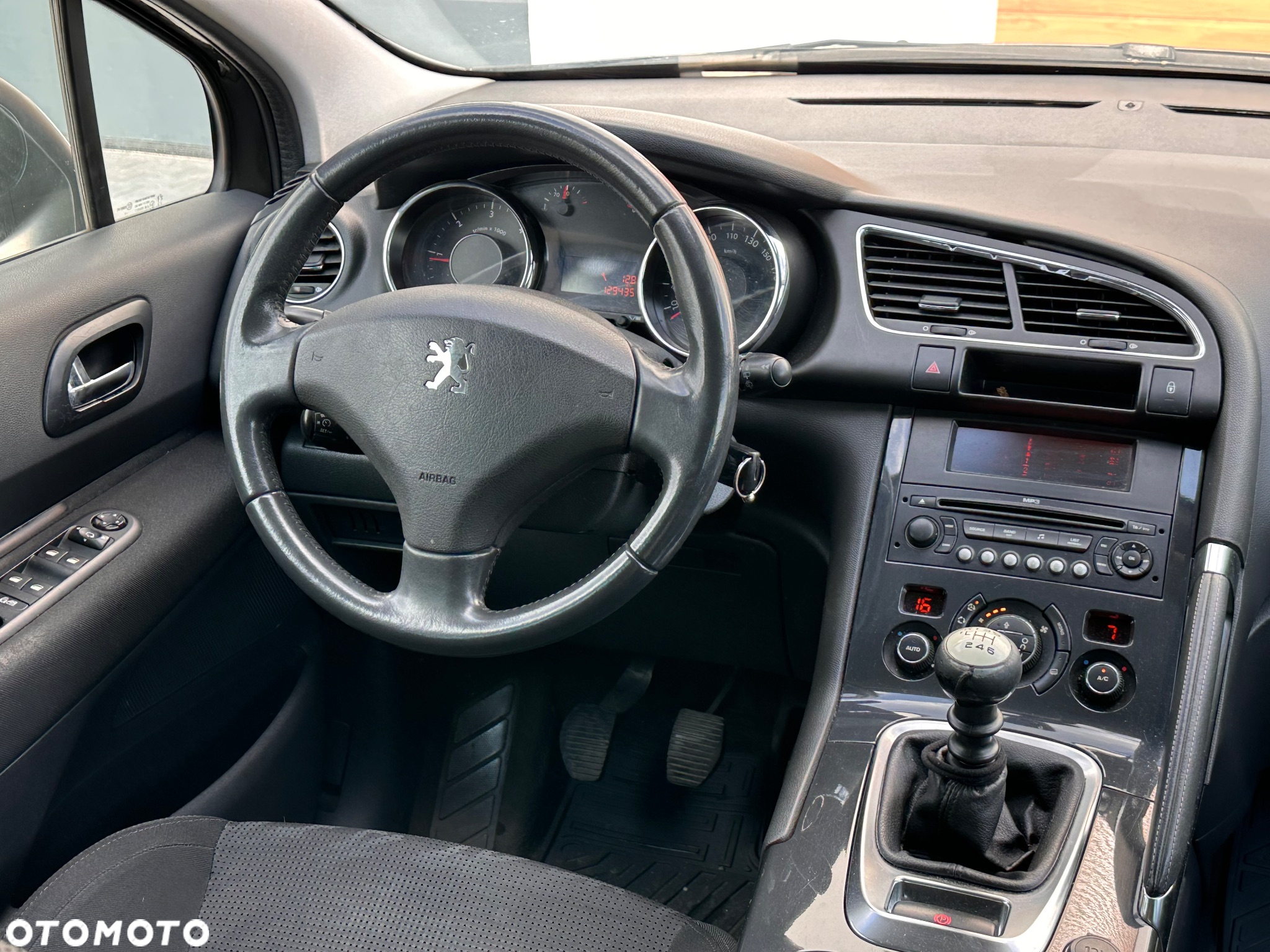 Peugeot 3008 1.6 HDi Premium - 7
