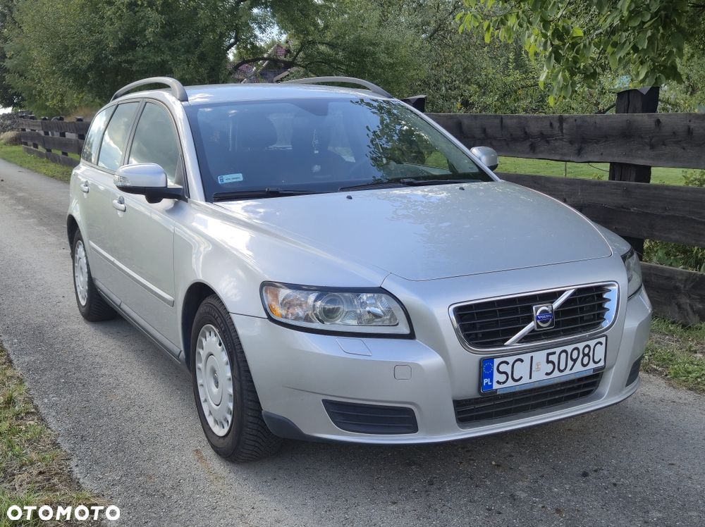Volvo V50 - 1