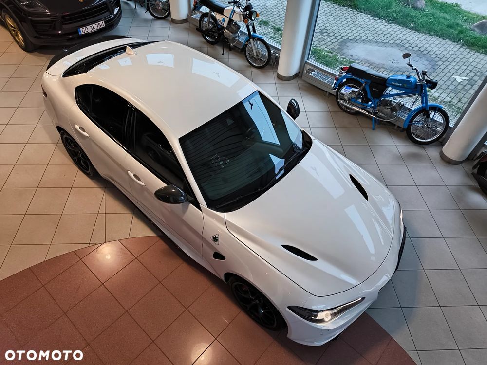 Alfa Romeo Giulia 2.9 Bi Turbo V6 Quadrifoglio - 38