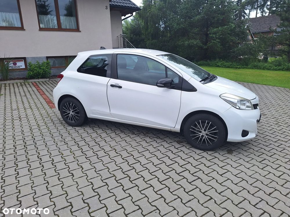 Toyota Yaris - 13