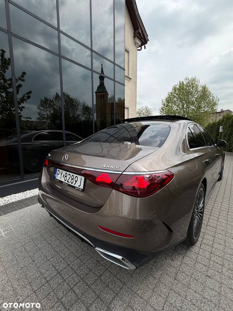 Mercedes-Benz Klasa E 220 d mHEV AMG 9G-Tronic - 4