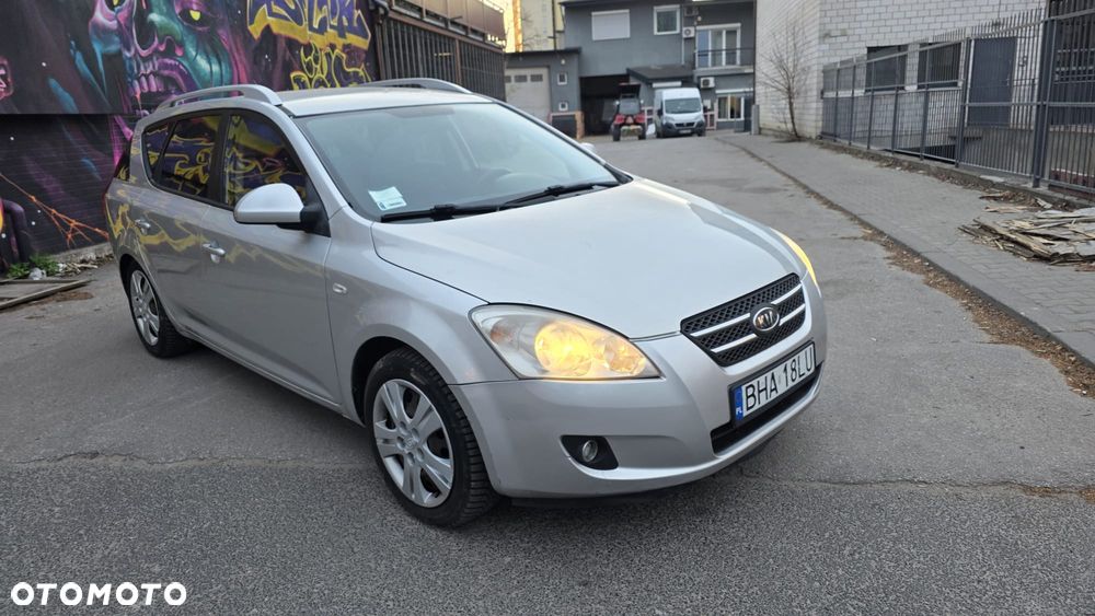 Kia Ceed 1.6 CRDi EX - 13