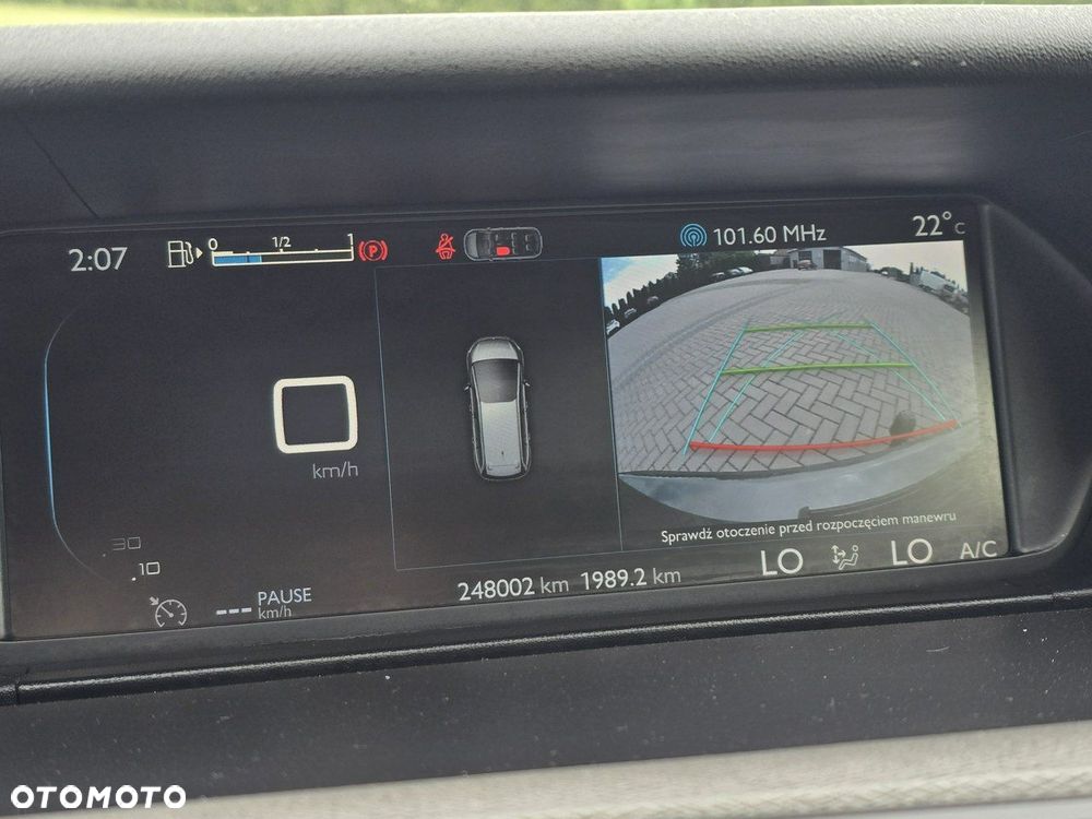 Citroën C4 Grand Picasso - 32