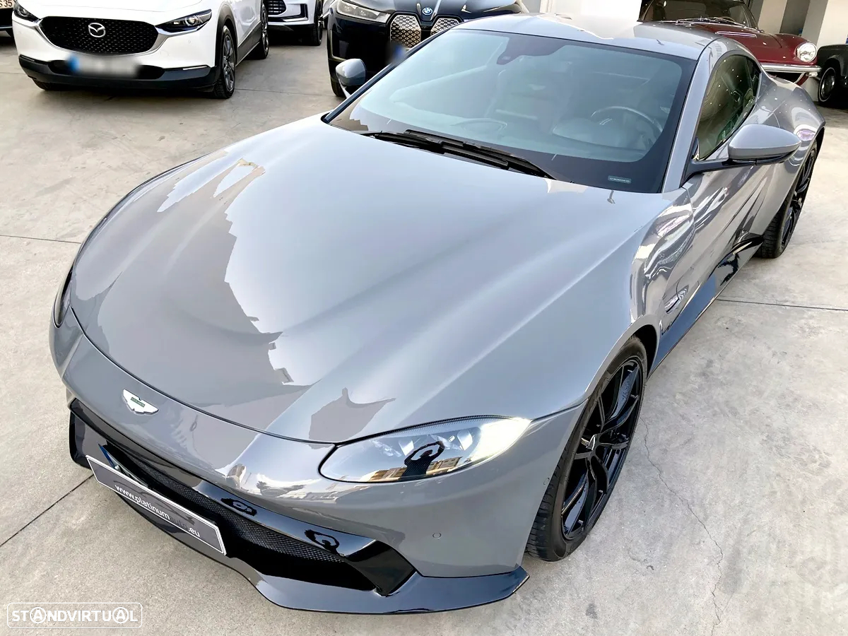 Aston Martin Vantage Coupe V8 - 41