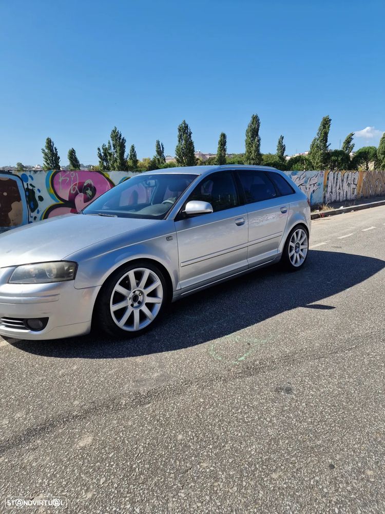 Audi A3 Sportback 2.0 TDi DSG - 2