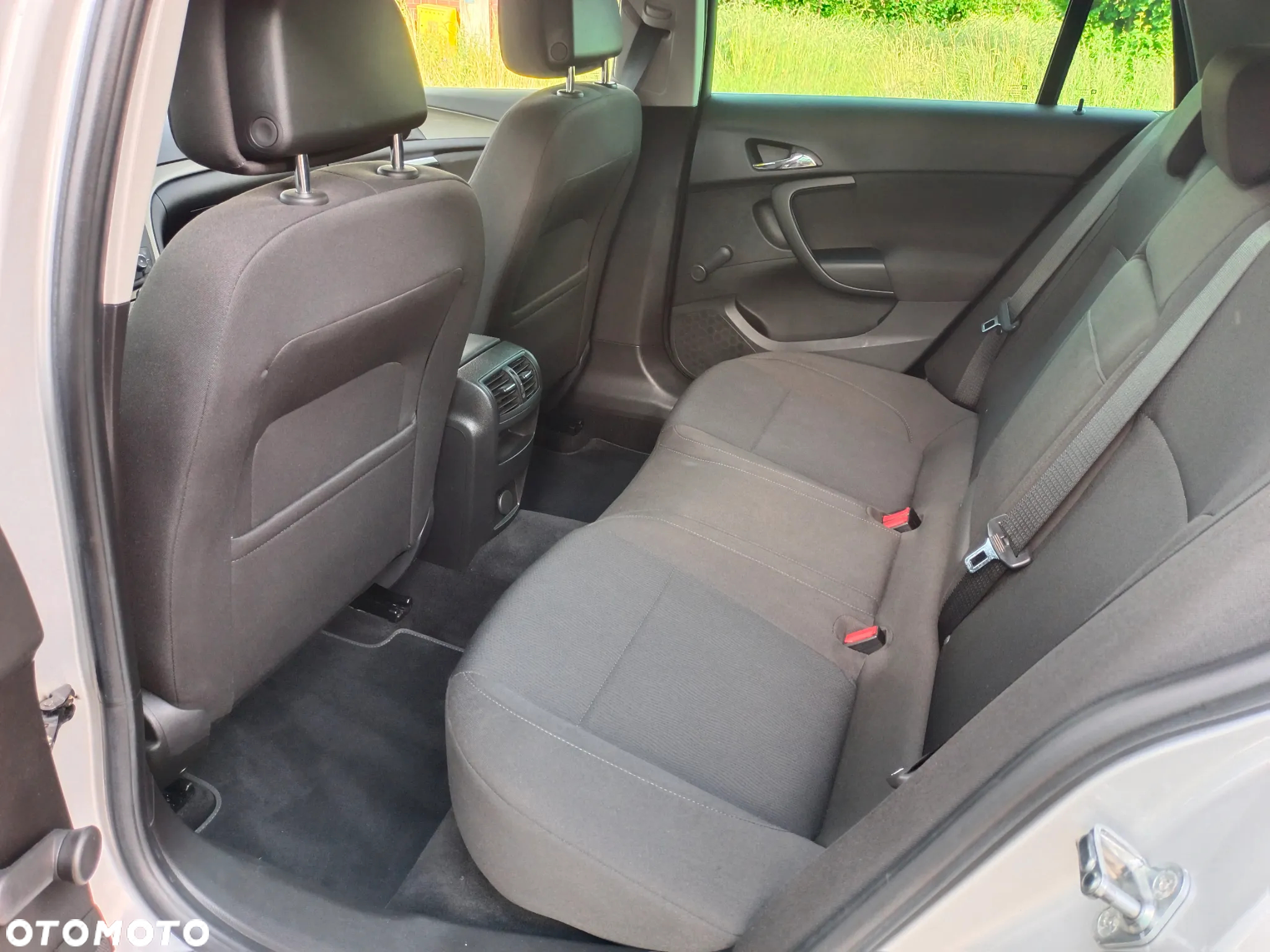 Opel Insignia 1.8 Sport - 6