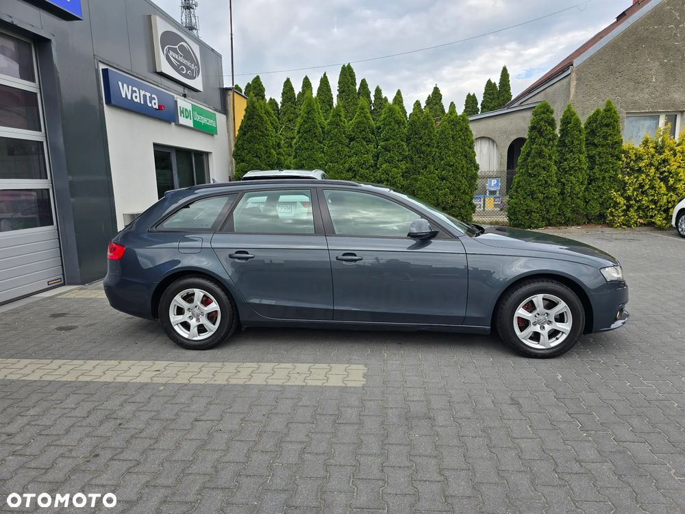 Audi A4 Avant 2.0 TDI DPF Ambition - 23