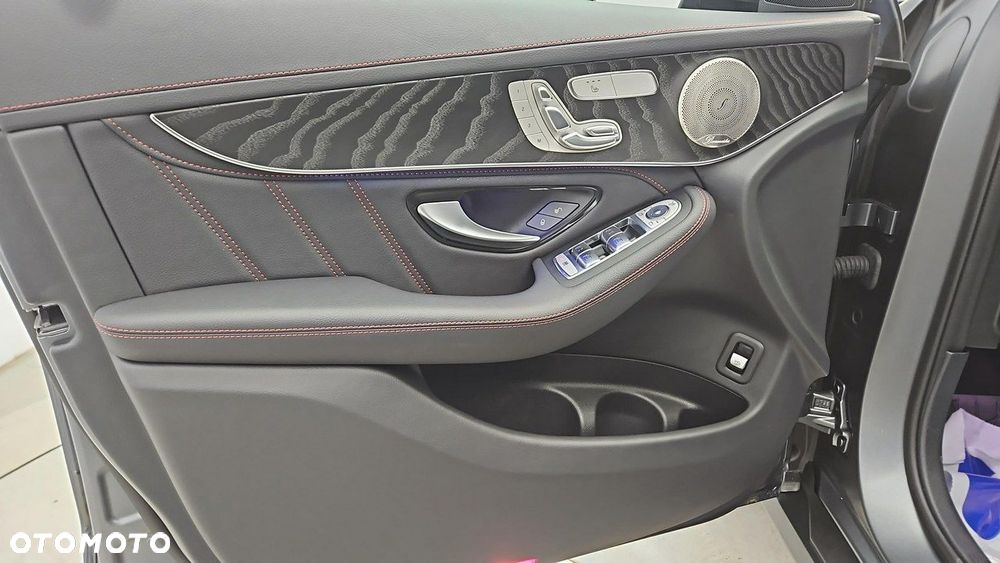 Mercedes-Benz GLC - 10