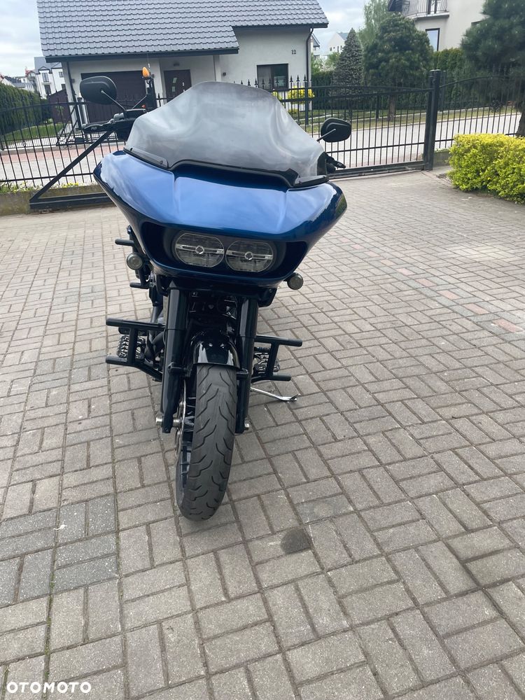 Harley-Davidson Touring Road Glide - 3