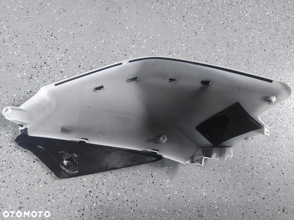 Honda VFR 1200 F owiewka boczek bok nakładka bak - 2