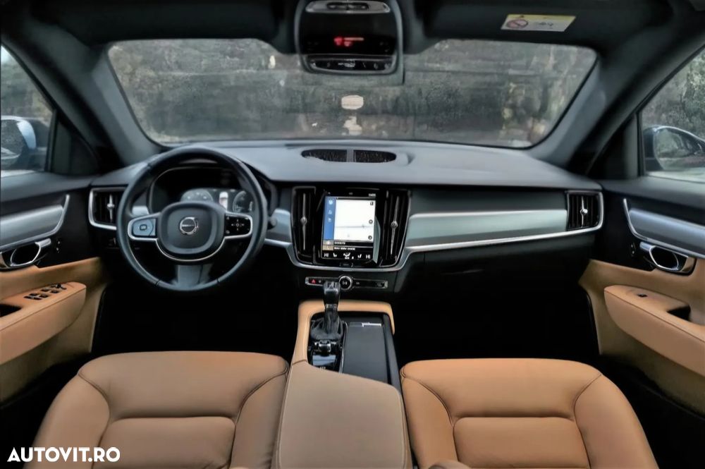 Volvo S90 D3 Momentum - 4