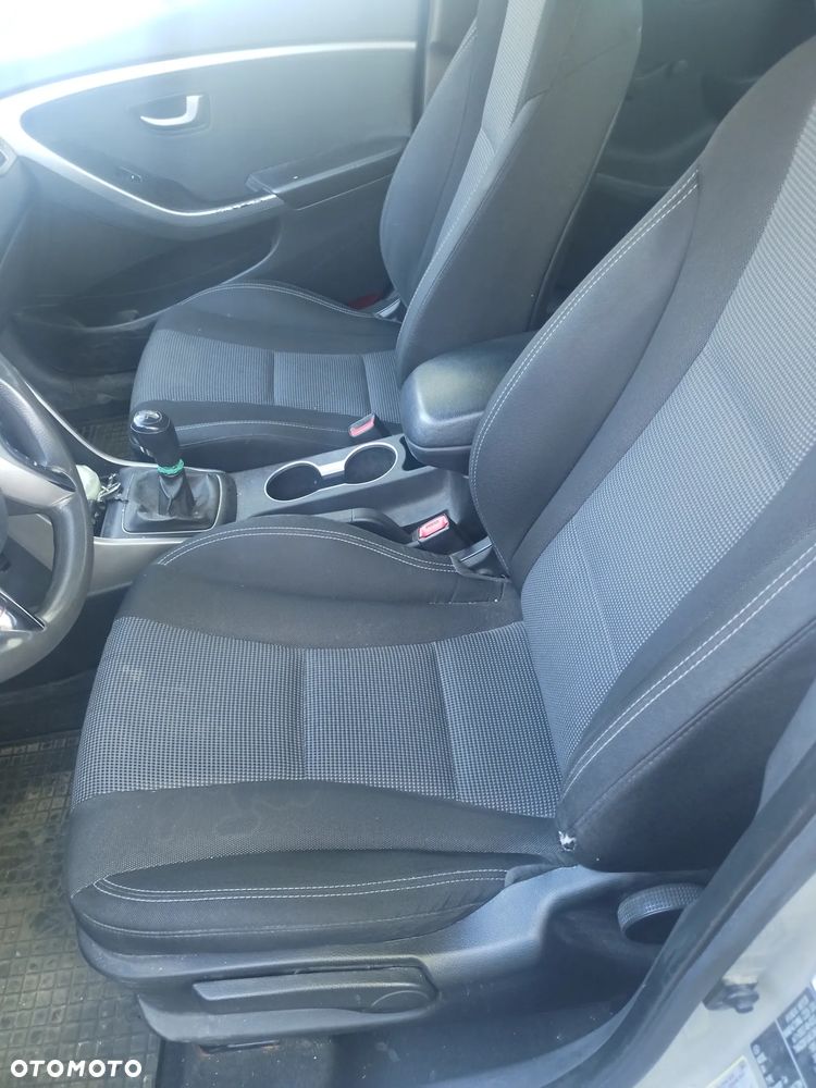 Hyundai i30 1.6 CRDi Classic - 3