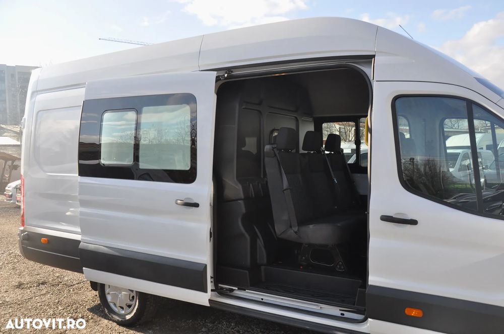 Ford Transit L4 Furgon DCIV RWD Trend - 12