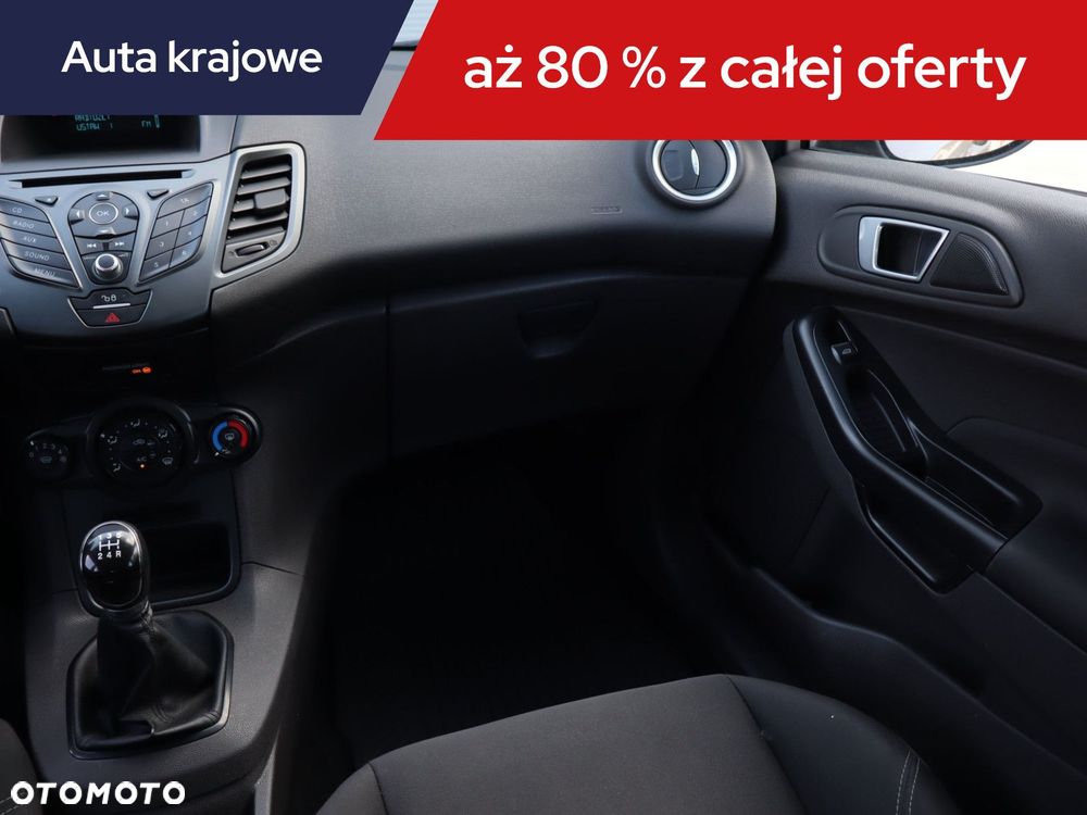 Ford Fiesta - 10