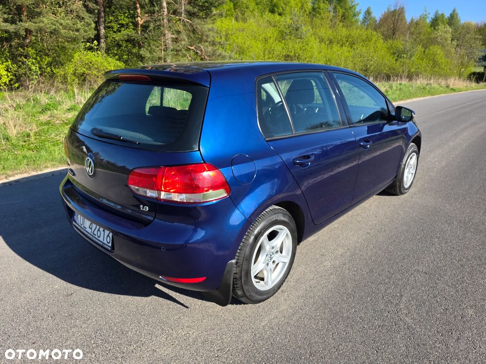 Volkswagen Golf 1.6 Comfortline - 6