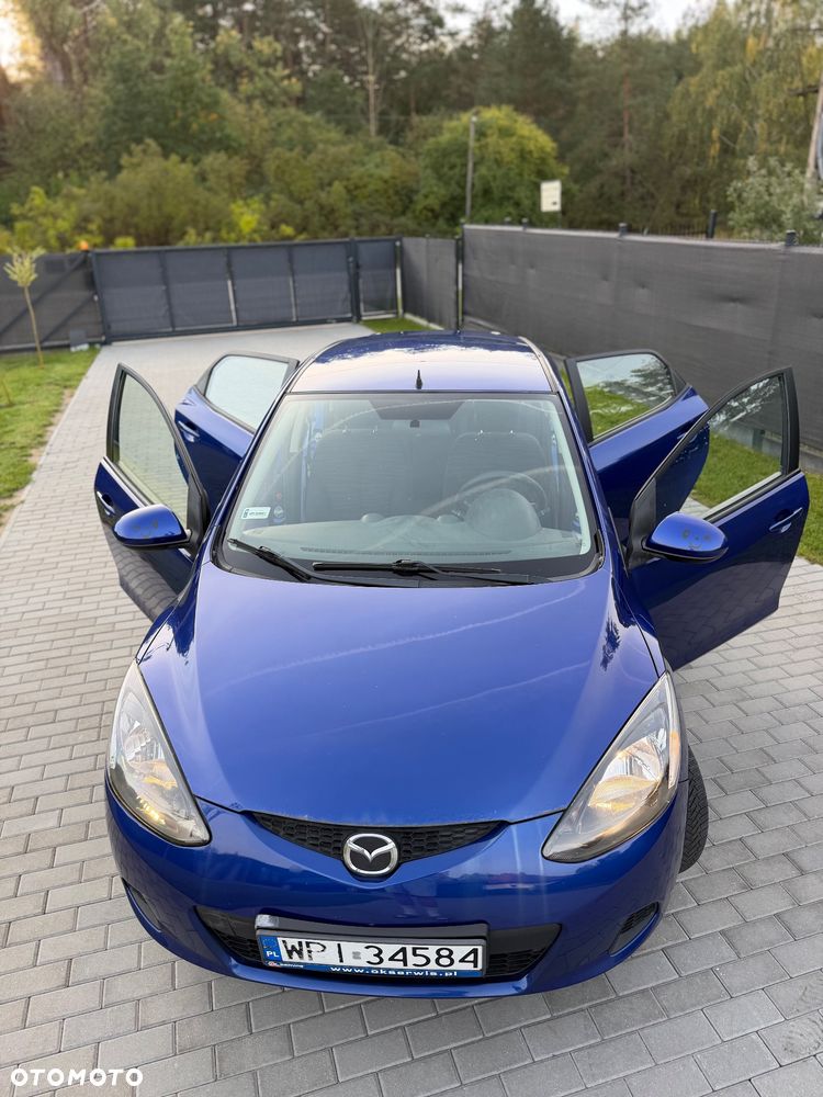 Mazda 2 - 5