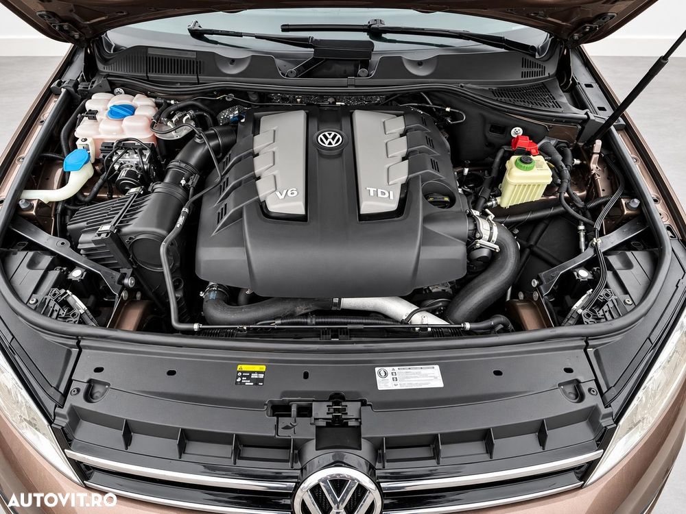 Volkswagen Touareg - 14
