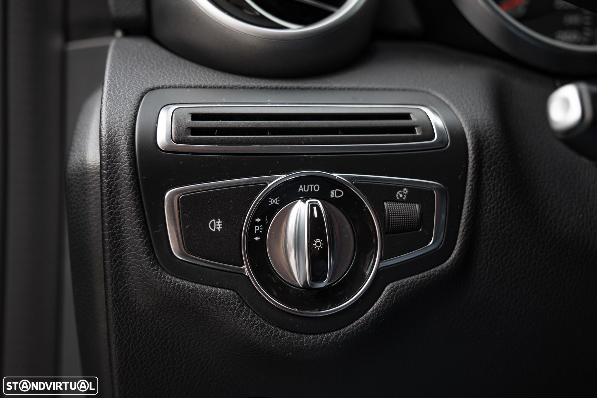 Mercedes-Benz C 220 BlueTEC AMG Line - 22