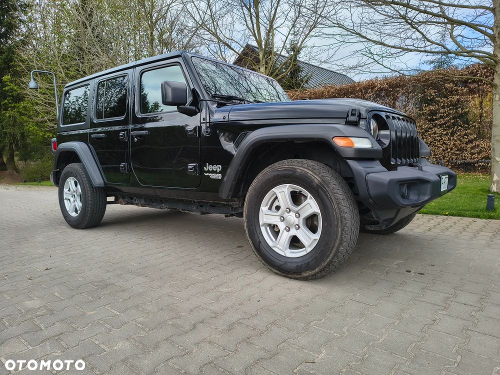 Jeep Wrangler - 2