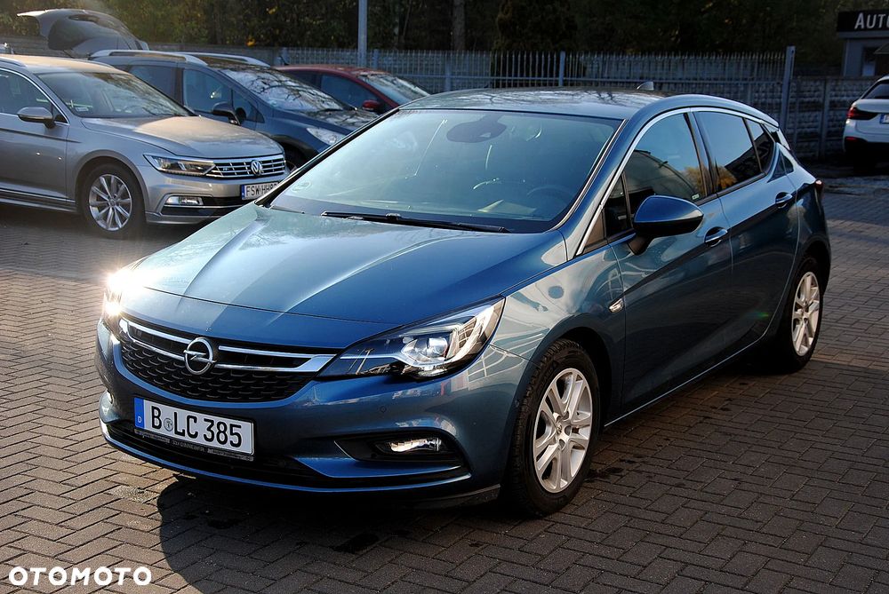 Opel Astra 1.6 CDTI DPF ecoFLEX Start/Stop Exklusiv - 2