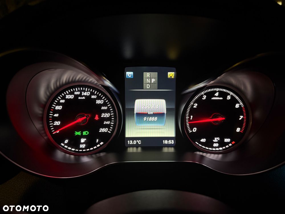 Mercedes-Benz Klasa C 200 4-Matic 9G-TRONIC - 25