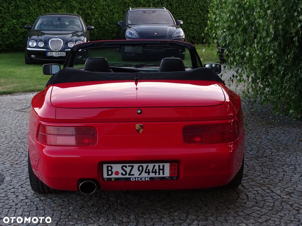 Porsche 944 - 30
